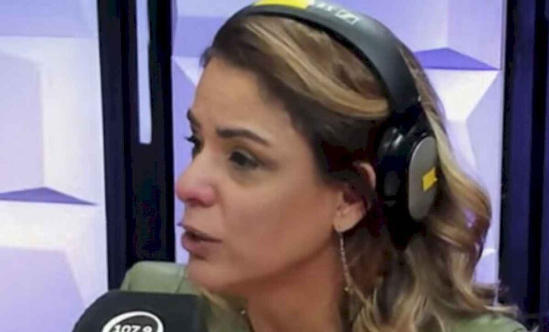 la-bronca-de-marina-calabro-por-las-criticas-que-recibe-por-su-look-a-los-50:-me-dicen-que