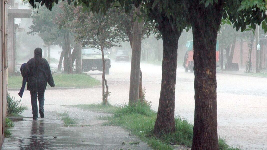 684336-cambio-el-pronostico-y-siguen-las-lluvias-en-buenos-aires-cuando-mejora-el-clima