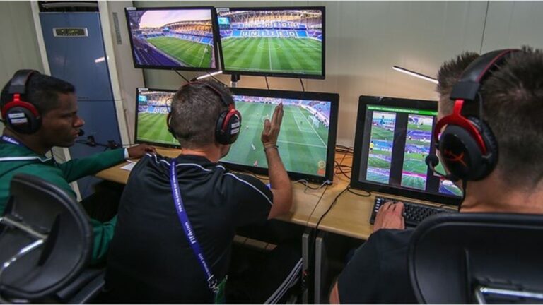 El nuevo sistema de VAR que utilizará la FIFA en el Mundial Sub-20 de Chile