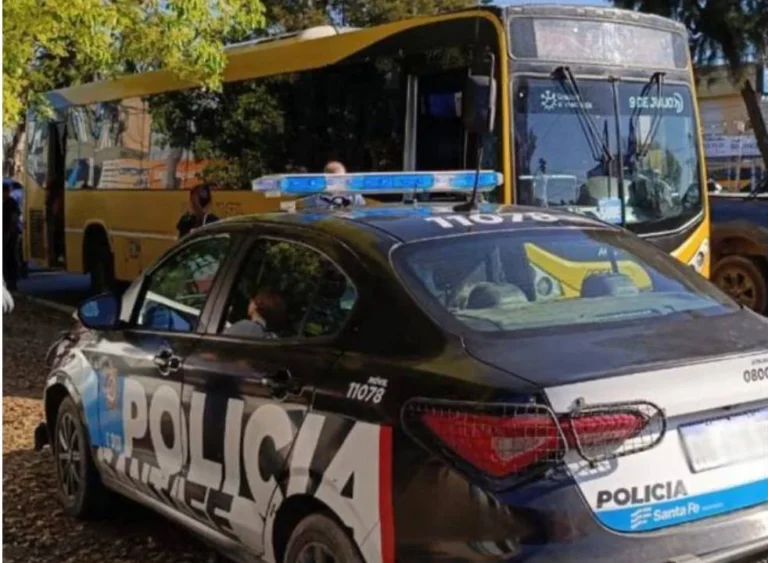 Detuvieron a un hombre tras un intento de abuso a una menor en un colectivo