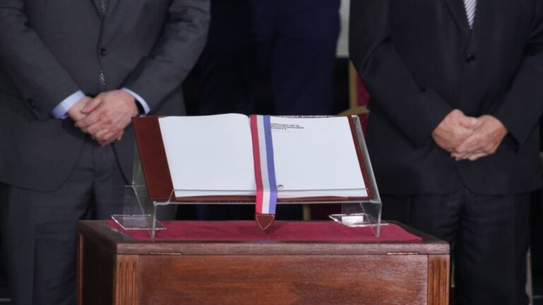 Sin religión oficial en Santa Fe: qué pasará con los feriados católicos