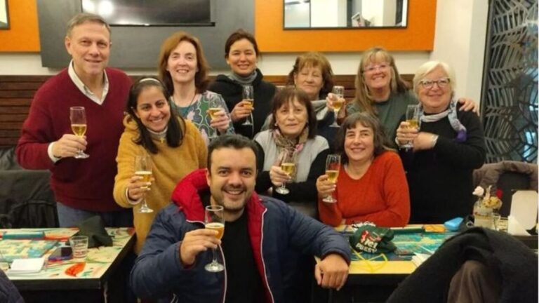 Scrabble, un «deporte de la mente» que cuenta con un tricampeón mundial residente en Rosario