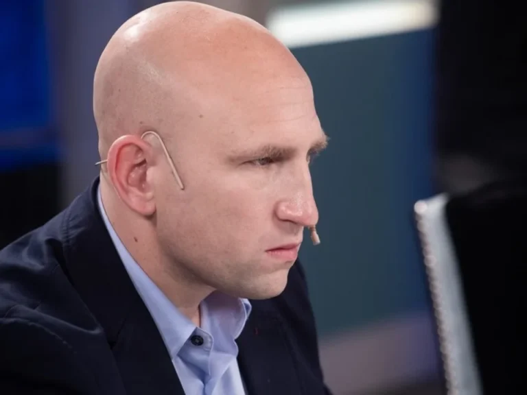 Quién es el nuevo viceministro de Salud, a quien se vincula a una compra con sobreprecios