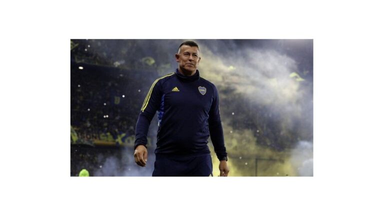 El presidente de Central explicó por qué se fue Ariel Holan y la razón por la que eligió a Almirón