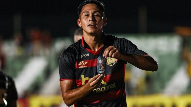 Los hinchas de Newell’s lo querían en el equipo, pero ya le dijo a sus allegados que no jugará en el Parque