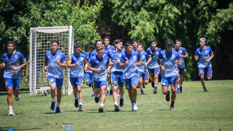 Central: la reserva, la 4ª de AFA y la primera local entrenan juntos en Arroyo Seco