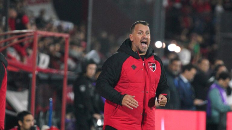 El reclamo a Newell’s de Cristian Fabbiani que cayó como una bomba en el Parque