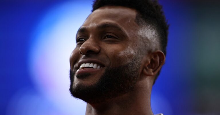 Tras el coqueteo con Boca, Borja alentó a River desde México