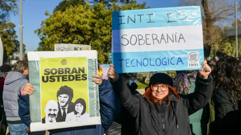 Freno judicial a la motosierra: el gobierno de Milei fue intimado a suspender la desarticulación de un área clave del Inti