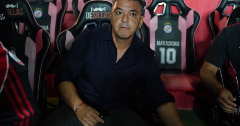 De la roja a la espera: qué sanción puede recibir Gallardo?