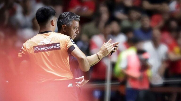 Filtraron la frase de Andrés Merlos que enfureció a Marcelo Gallardo tras la expulsión: «Si no intervenían…»