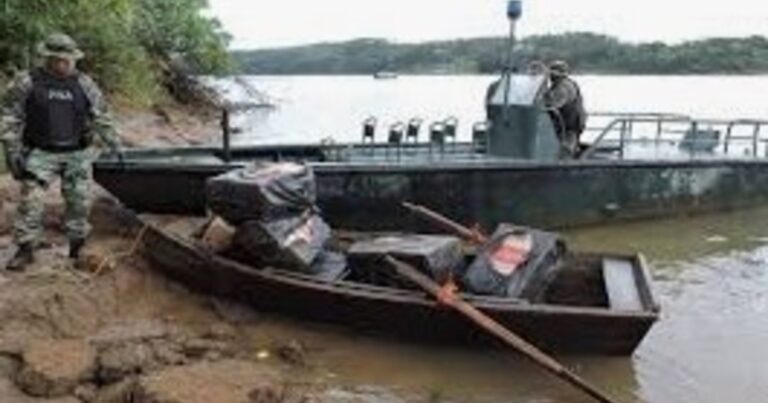 Macabro hallazgo en Misiones: un cadáver apareció atado a orillas del río Paraná