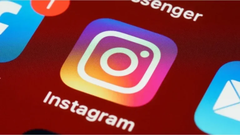 Instagram alertará a los padres si sus hijos adolescentes buscan contenido sobre suicidios o autolesiones