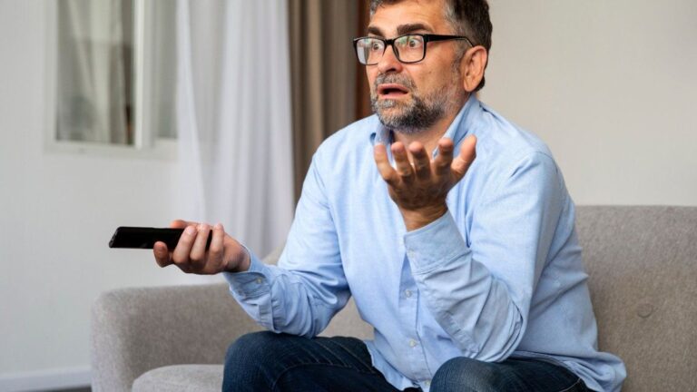 La serie que fue despreciada en su país y ahora es furor en Disney + por convertirse en un meme