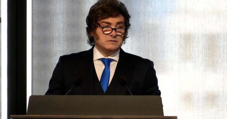 Javier Milei y sus medidas, EN VIVO: en medio de nuevas revelaciones por el caso $LIBRA, el Presidente viaja hoy a Tucumán para hablar en un foro económico