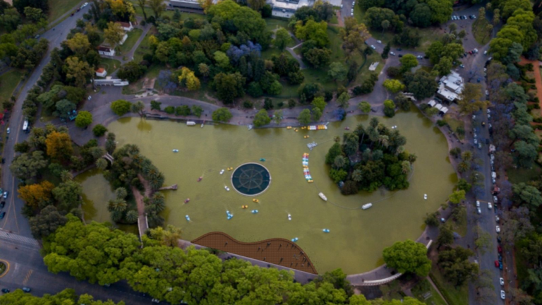 Vista aérea del Parque Independencia de Rosario, donde se realizarán las obras de mejora para el Isef.