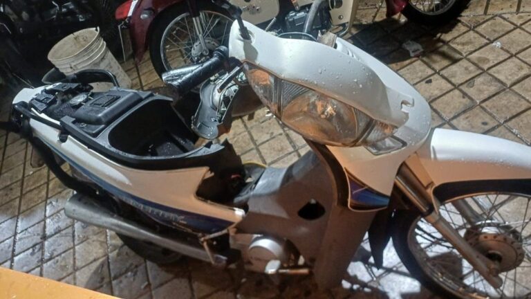 Esquina de avenida Pellegrini y España en Rosario, lugar del accidente de tránsito.