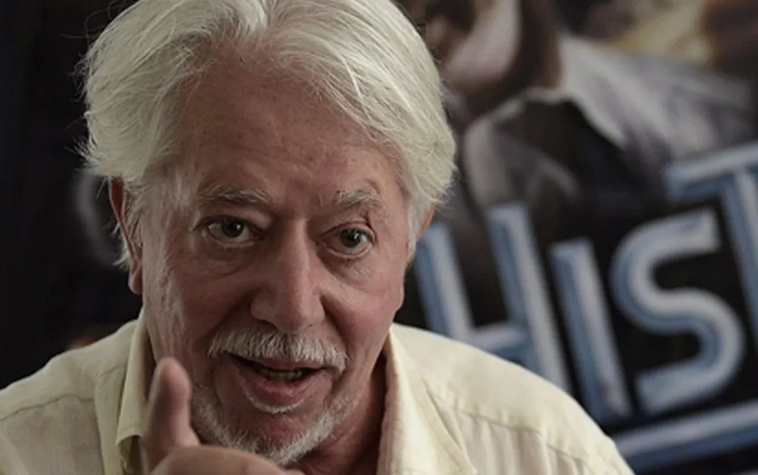 Retrato del director de cine argentino Luis Puenzo