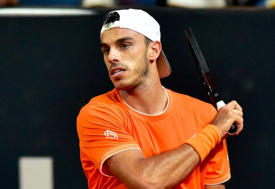 Tenista argentino en acción durante el Masters 1000 de Montecarlo