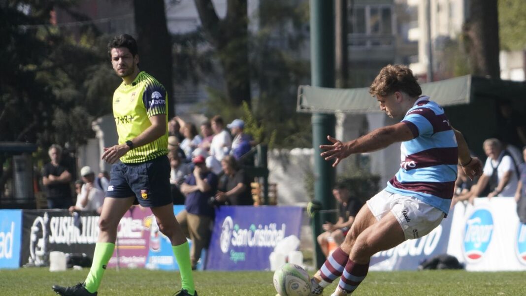 Jugadores de rugby durante un partido del Top 14 de la URBA.