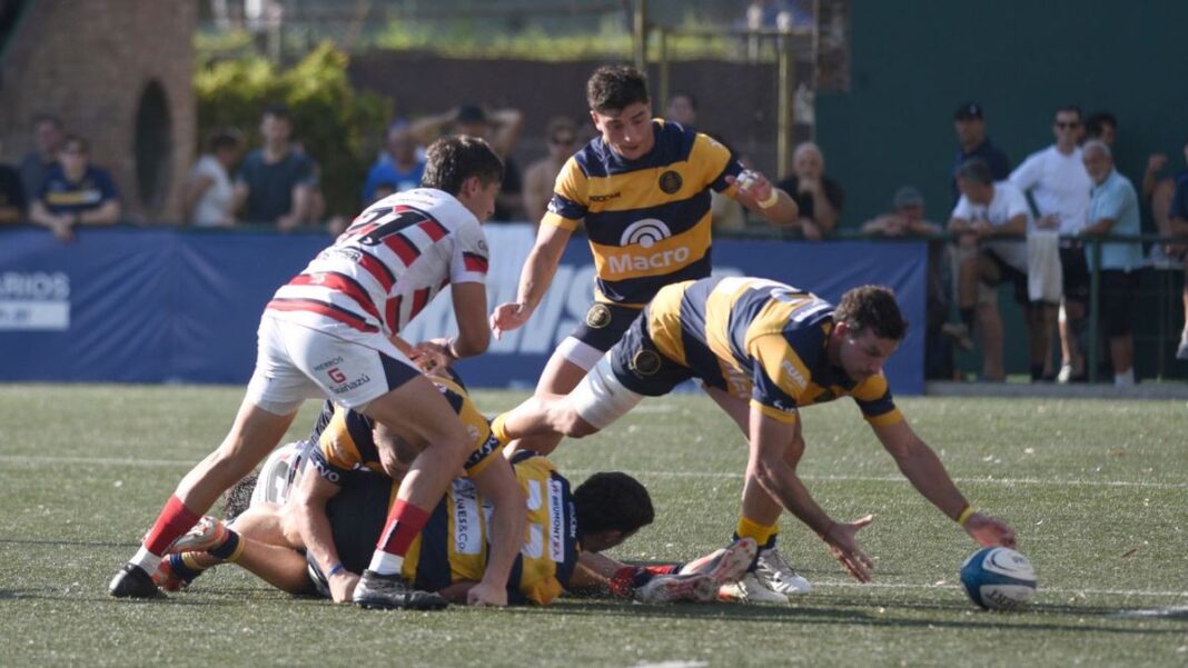 Partido de rugby entre Duendes y Old Resian por el Torneo del Interior