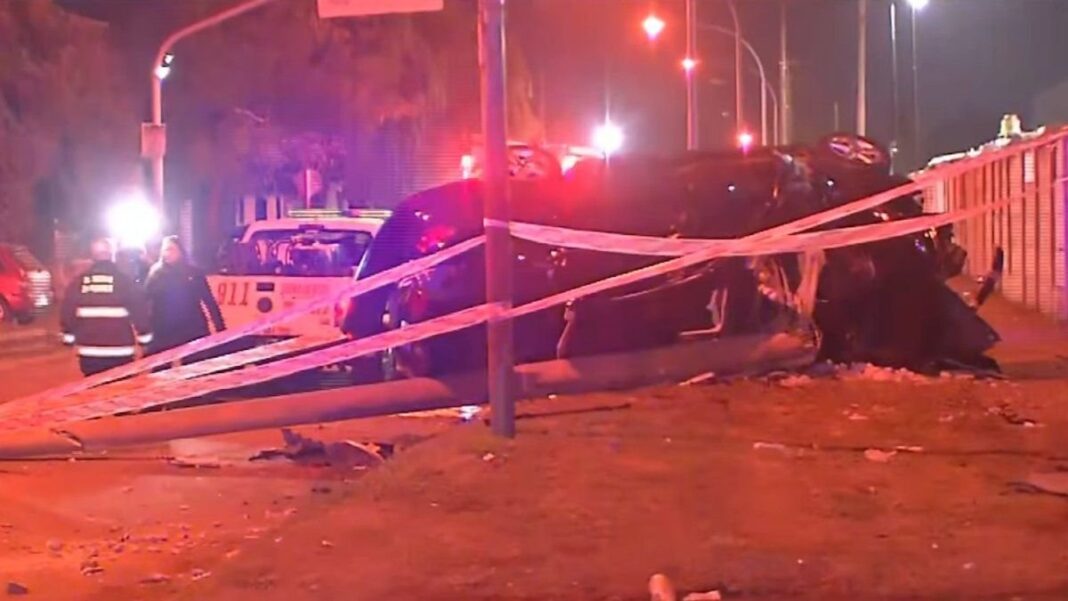 Vehículo volcado en accidente cerca del límite entre Rosario y Pérez