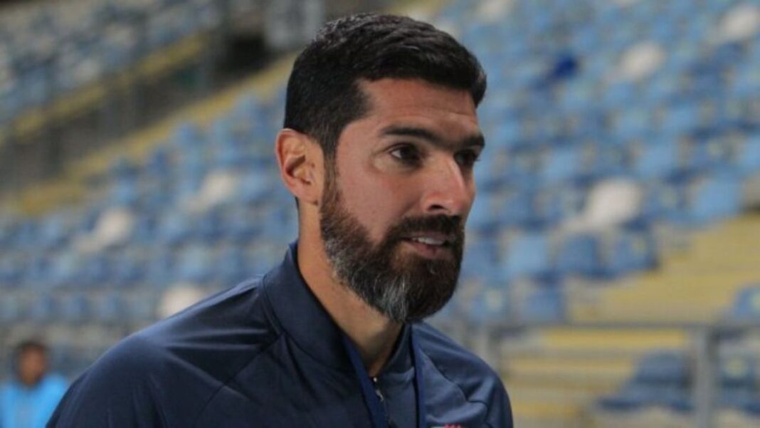 Sebastián Abreu durante una entrevista