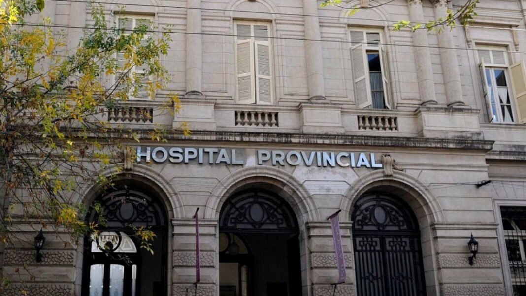 Kiosco en Villa Gobernador Gálvez donde una mujer fue baleada