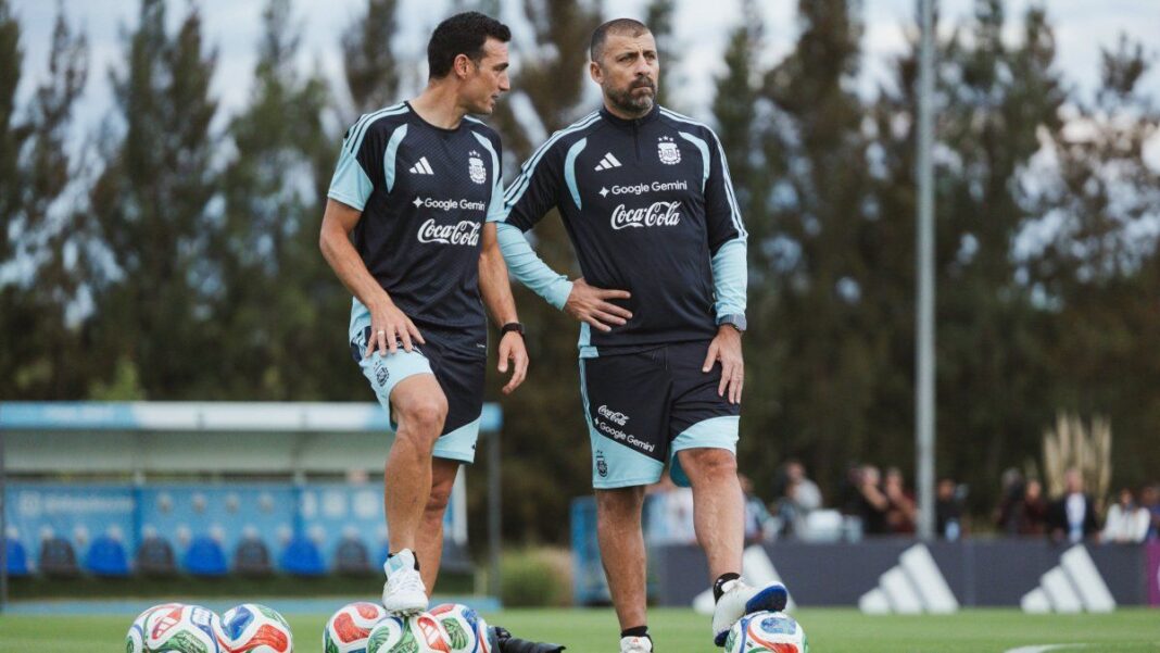 Lionel Scaloni durante un entrenamiento de la selección argentina