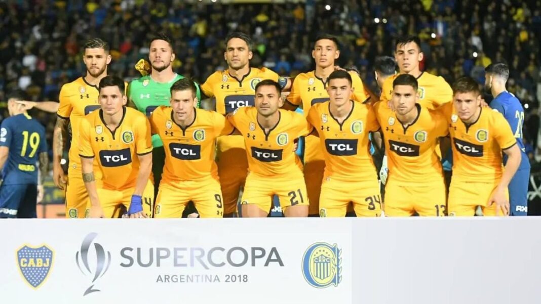 Fabián Rinaudo con la camiseta de Rosario Central