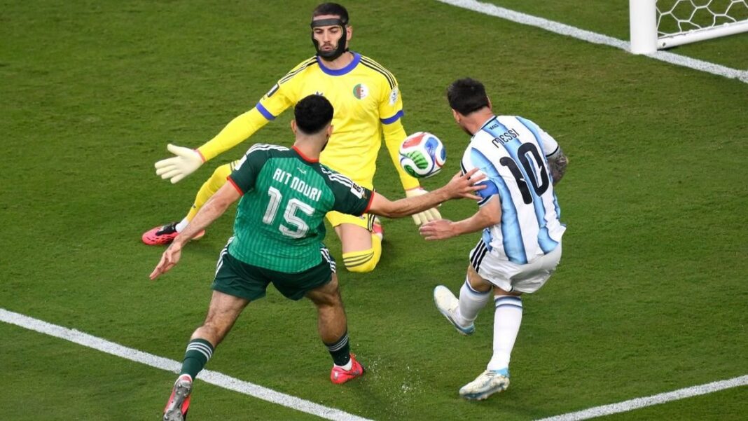Lionel Messi celebrando un gol durante el partido Argentina vs Argelia en el Mundial 2026