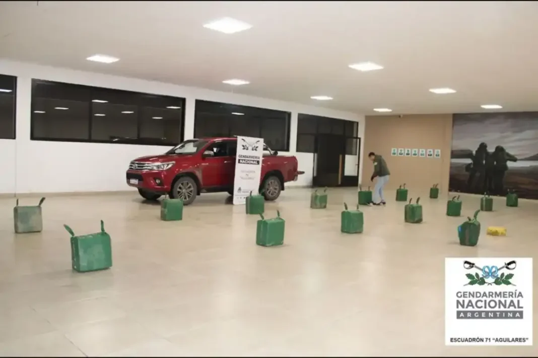 Detenidos y droga secuestrada en operativo de Gendarmería en Tucumán