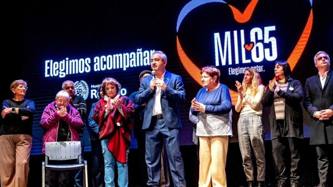 Presentación del programa Mil65 en el Teatro La Comedia de Rosario