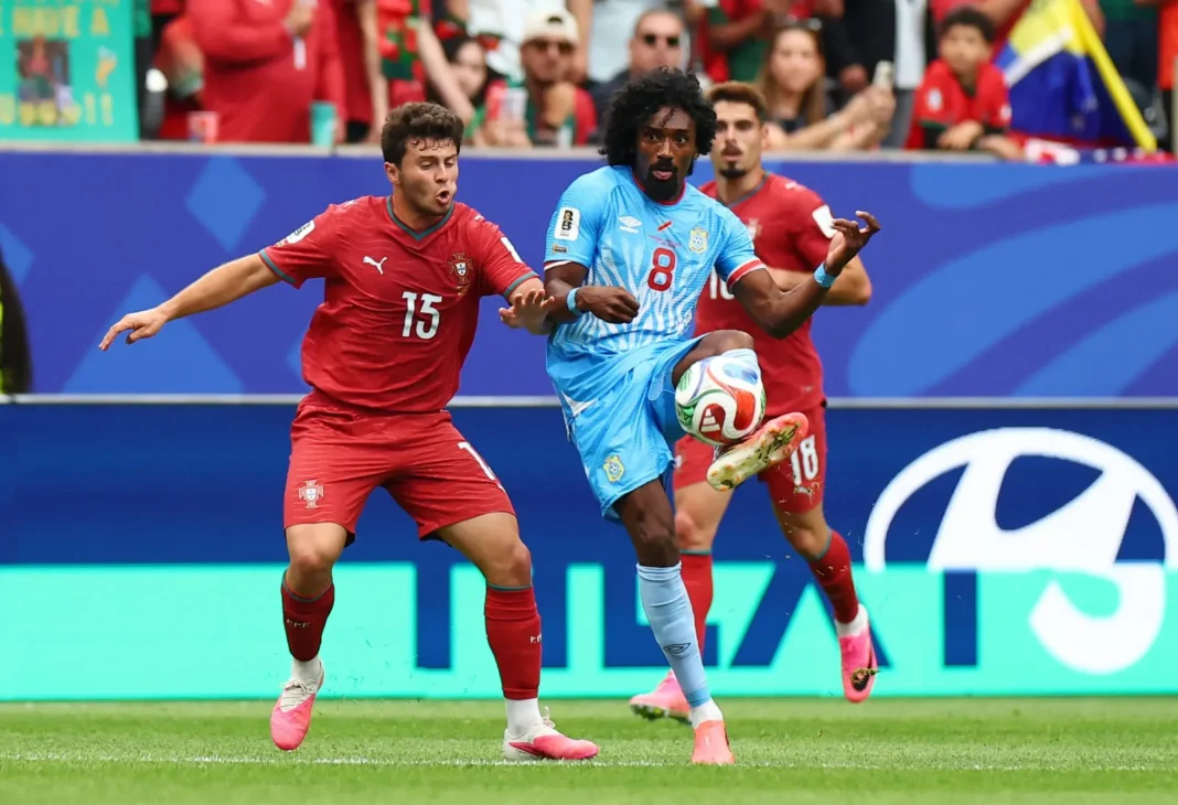 Jugadores de Portugal y República Democrática del Congo durante el partido del Grupo K del Mundial 2026