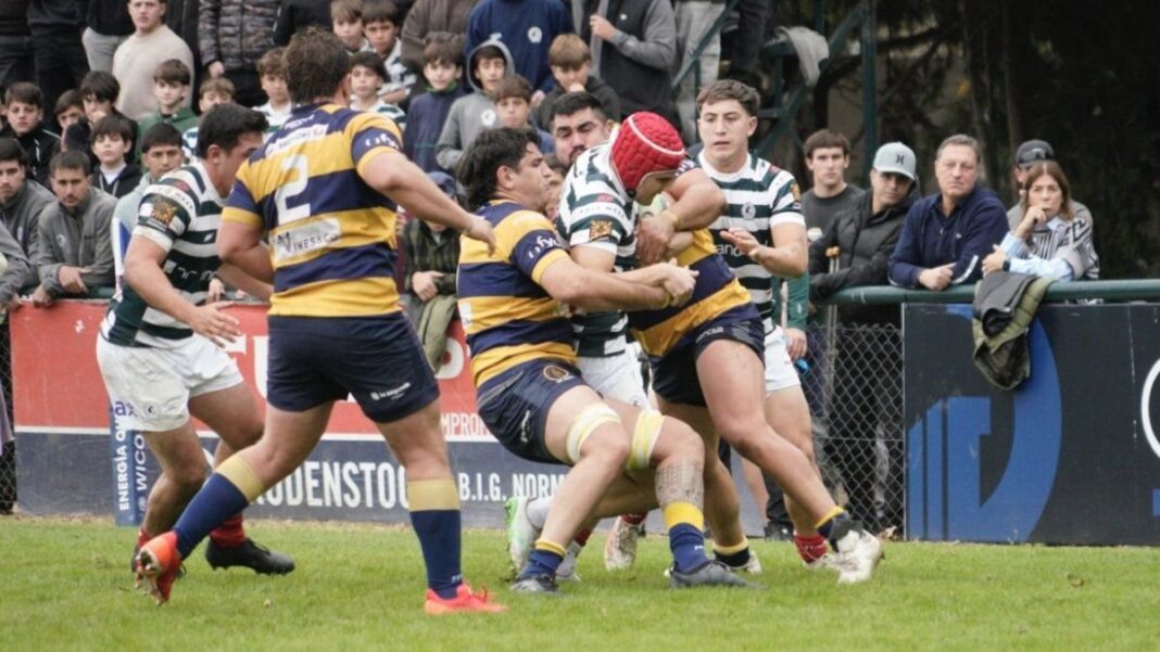 Partido de rugby del Torneo Regional del Litoral entre Duendes y Universitario