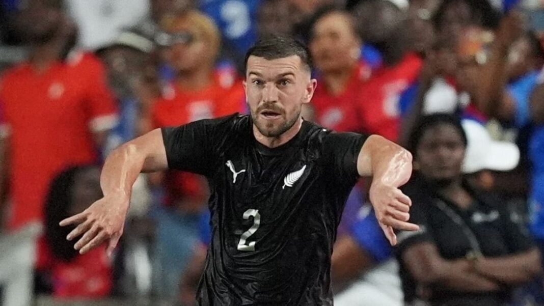 Tim Payne durante el partido amistoso entre Nueva Zelanda y Haití