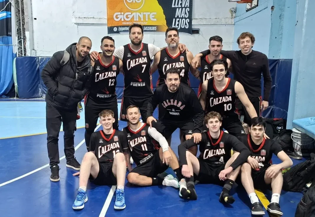 Partido de básquetbol en Rosario