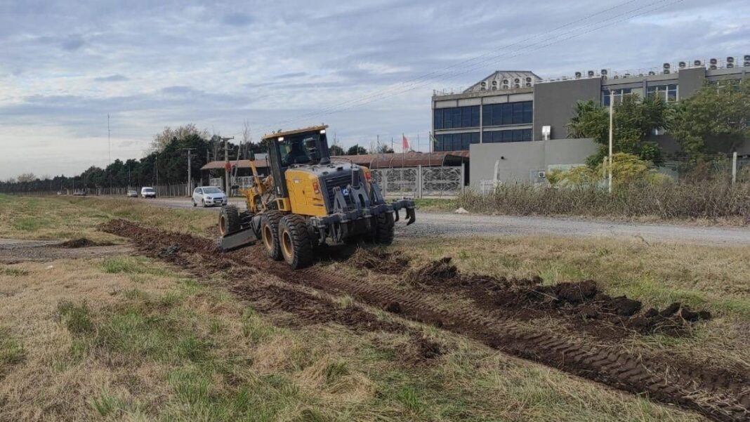 Obras de Vialidad Nacional para eliminar acceso ilegal al Hotel Sol de Funes en autopista Rosario-Córdoba
