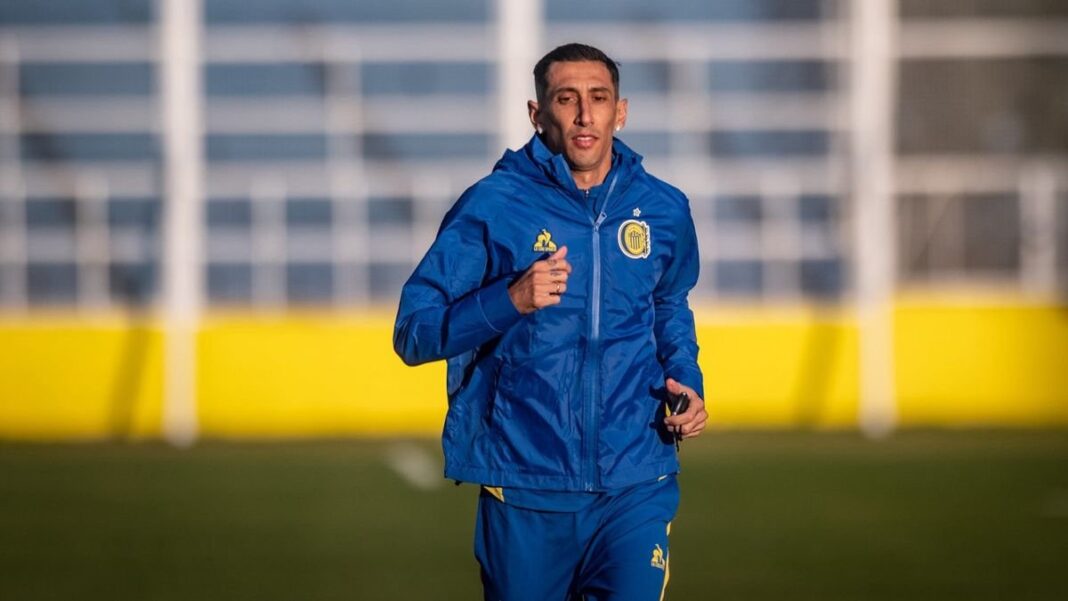 Jugadores de Rosario Central entrenando en el predio de Arroyo Seco