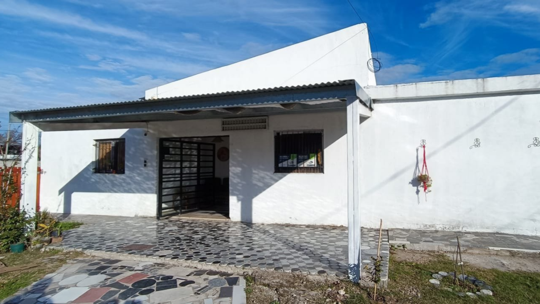 Vista del hogar de madres solteras en Solís 3710, Santa Fe