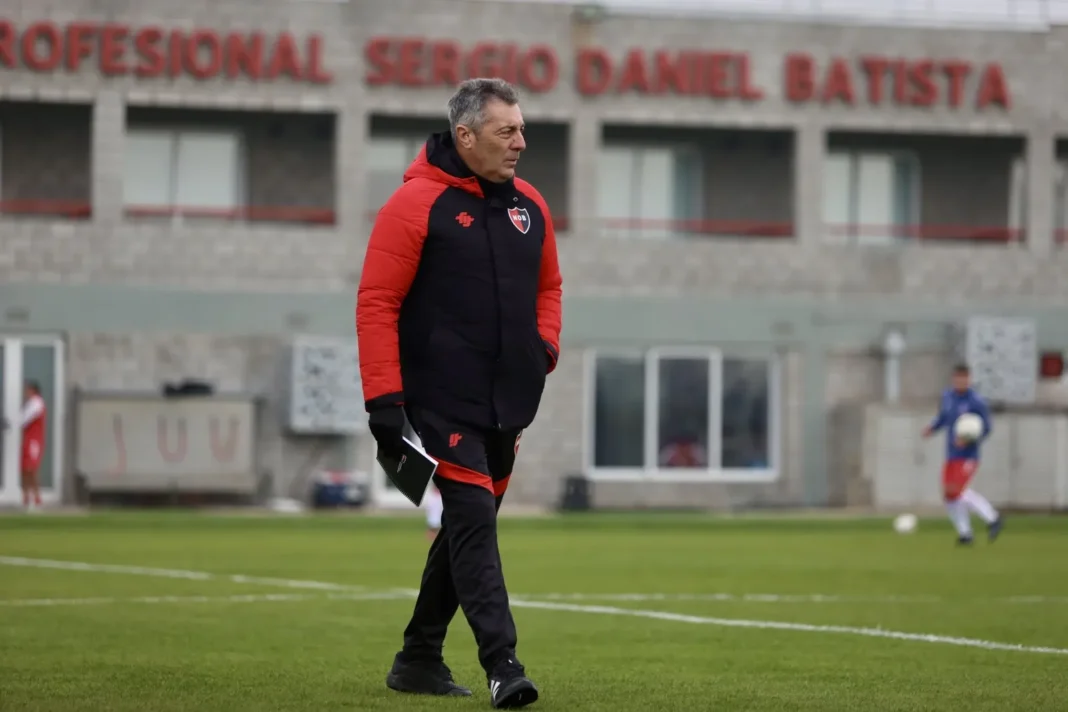 Rodrigo Herrera y Jerónimo Gómez Mattar durante un entrenamiento de Newell's Old Boys