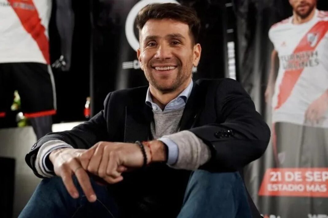 Leonardo Ponzio durante un partido de River