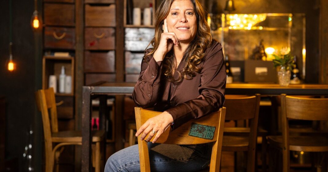 Viviana Rivero en la presentación de su libro Ellas
