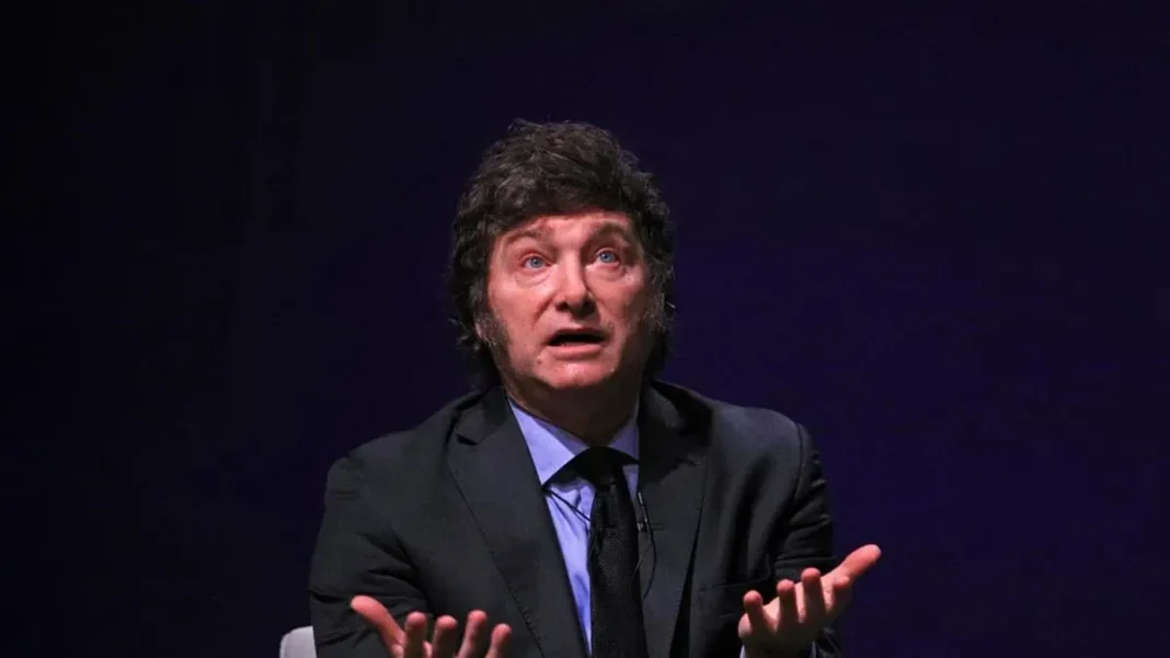 Presidente Javier Milei durante una conferencia de prensa