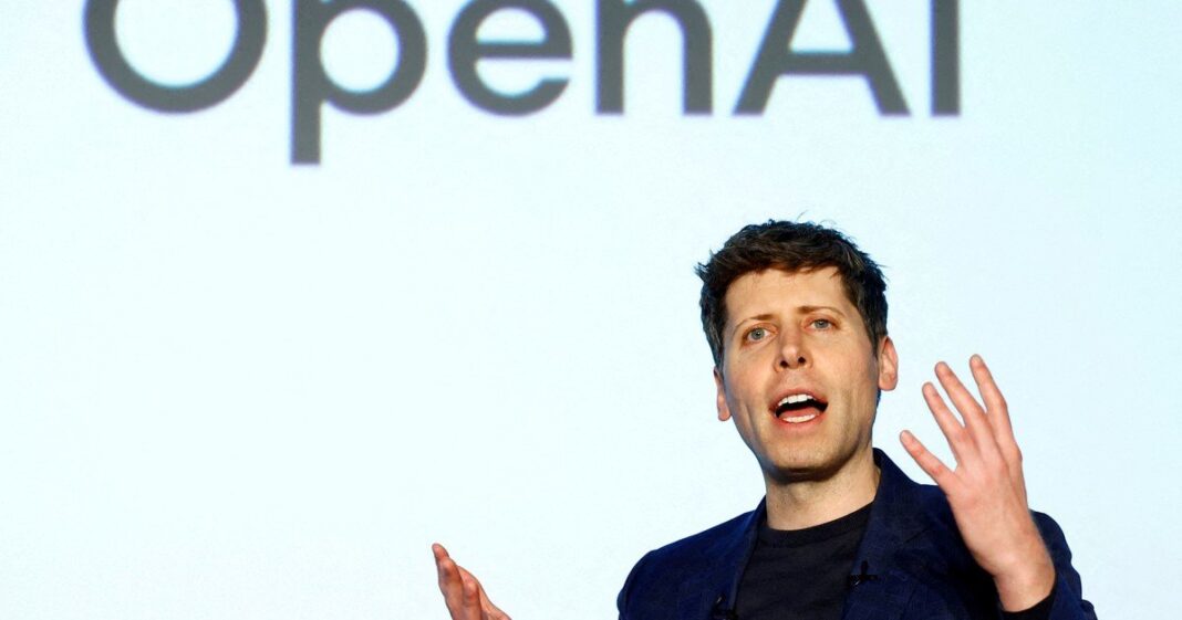 Logo de OpenAI en una pantalla