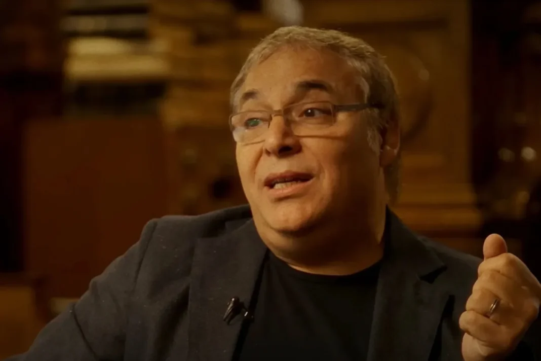 Gabriel Rolón durante una entrevista