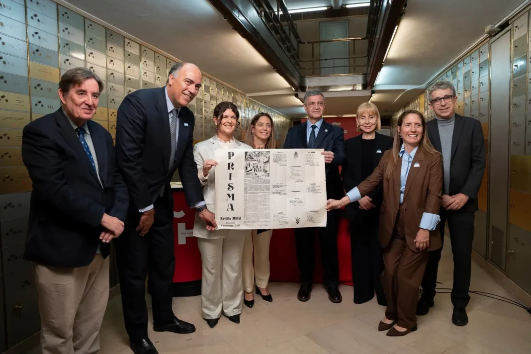 Acto de ingreso de piezas de Borges y Kodama a la Caja de las Letras del Instituto Cervantes en Madrid